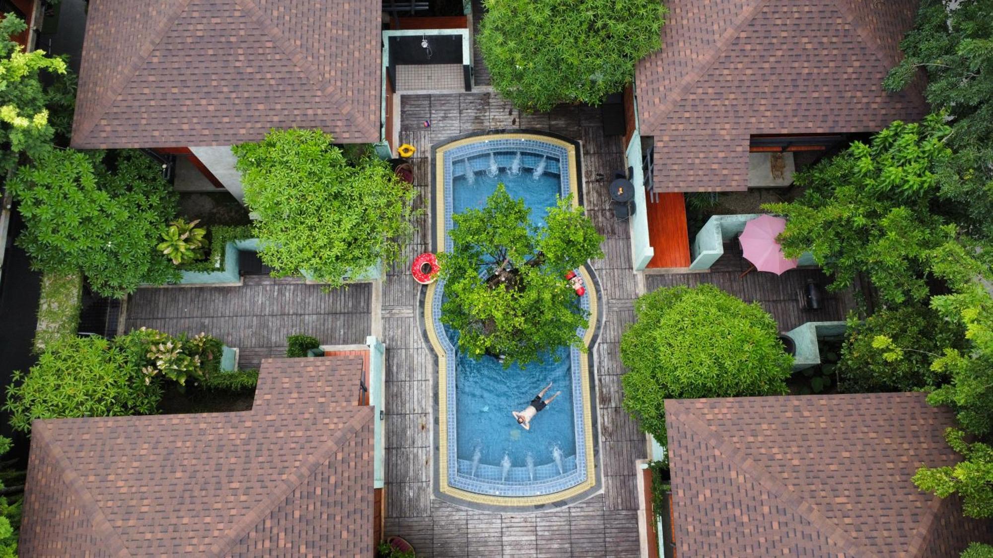 At Leaf Villa チエンマイ エクステリア 写真